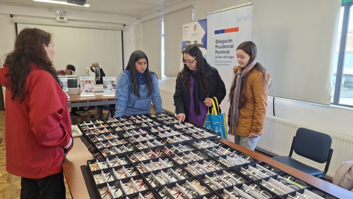 Cientos de personas beneficiadas con atenciones oftalmológicas en Porvenir